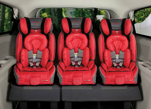 radian_rxt_child_car_seat_3_three_across