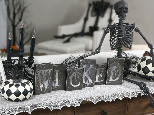 Ten Easy Halloween Decor Ideas for Your Home