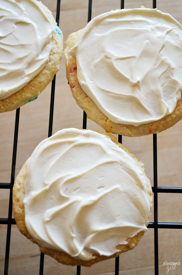 These marshmallow confetti cookies feature a fun alternative to traditional icing and work great for celebrations! Give this easy cookie recipe a try!