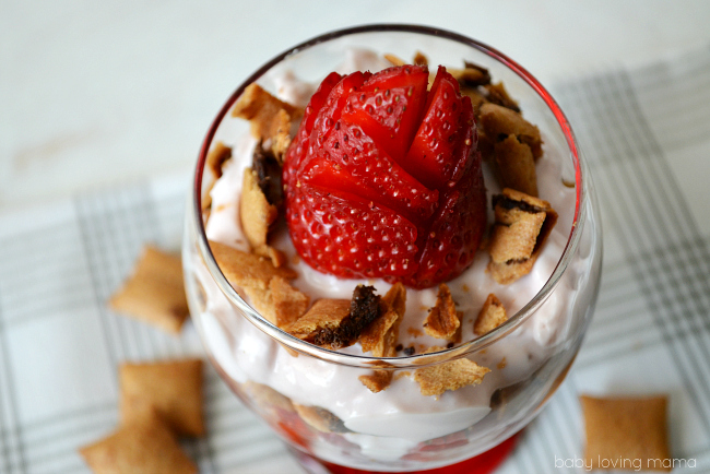 Strawberry Protein Yogurt Parfaits #ThisisWholesome #CleverGirls