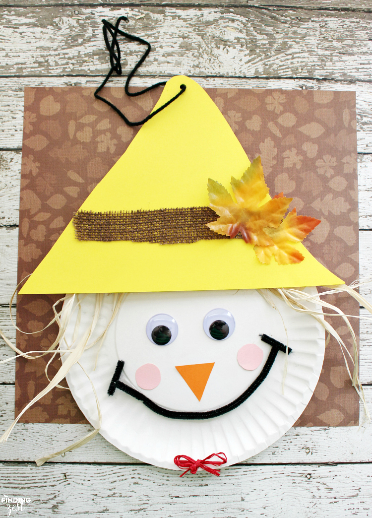 Scarecrow Paper Plate Craft for Thanksgiving