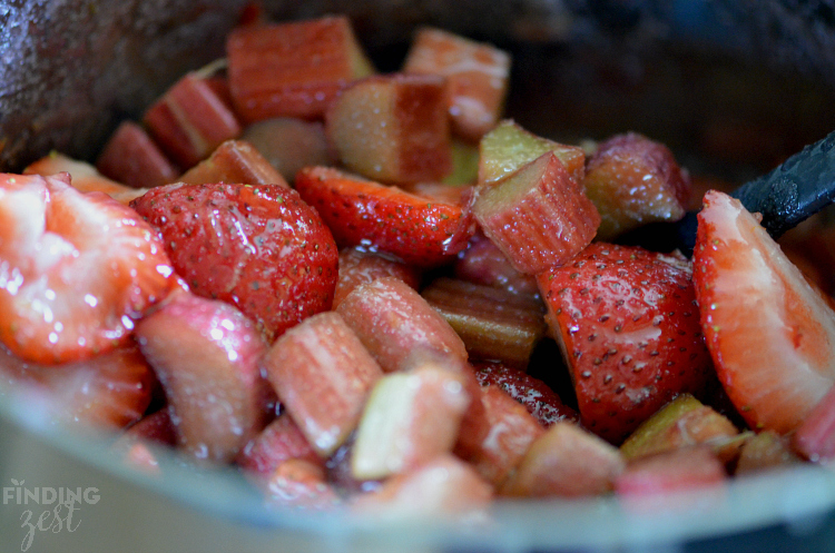 How to Make Strawberry Rhubarb Sauce