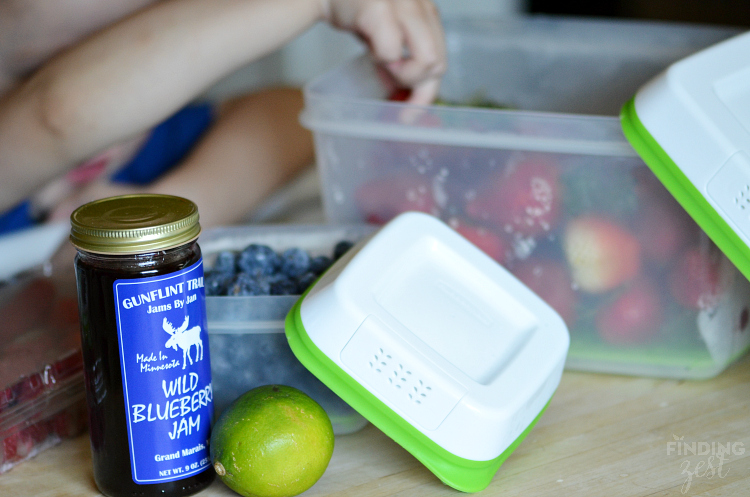 Making Fruit Salsa Rubbermaid Freshworks