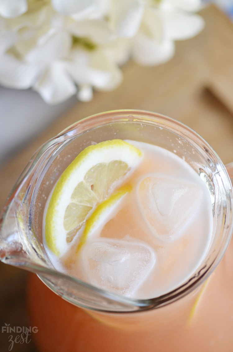 Refreshing Strawberry Rhubarb Lemonade