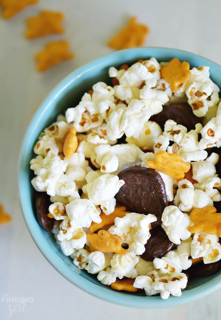 Everybunny Snack Mix