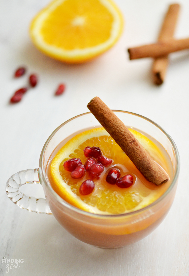 Slow Cooker Orange Pomegranate Cider: This easy apple cider recipe is a perfect holiday drink to serve guests!