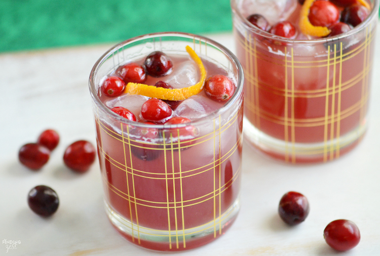 This Cranberry Pineapple Mocktail recipe is the perfect non-alcoholic holiday drink. Kids love it!