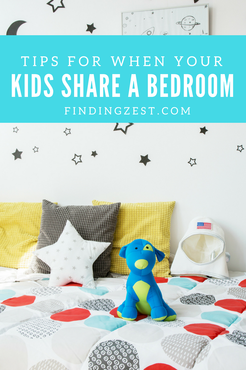 Are your kids in the same room or will be soon? Make the transition easier with these simple tips when kids share a bedroom!