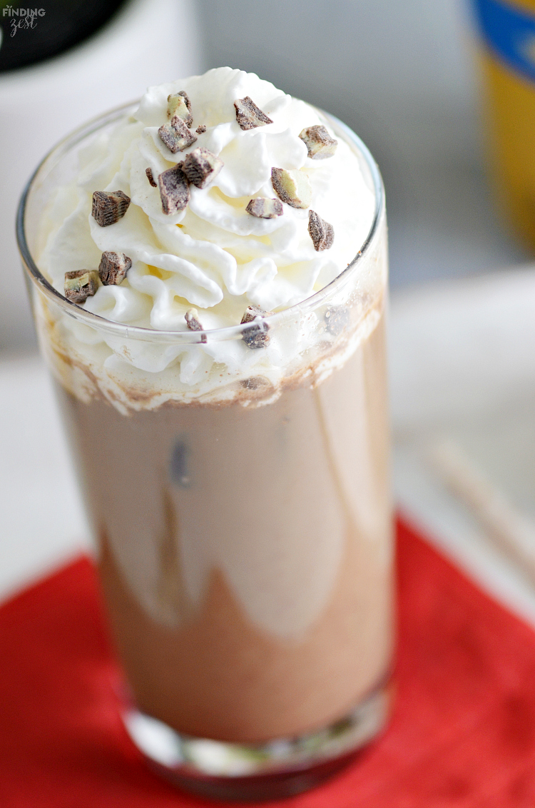 Iced Mint Mocha : Make Delicious Iced Coffee at Home