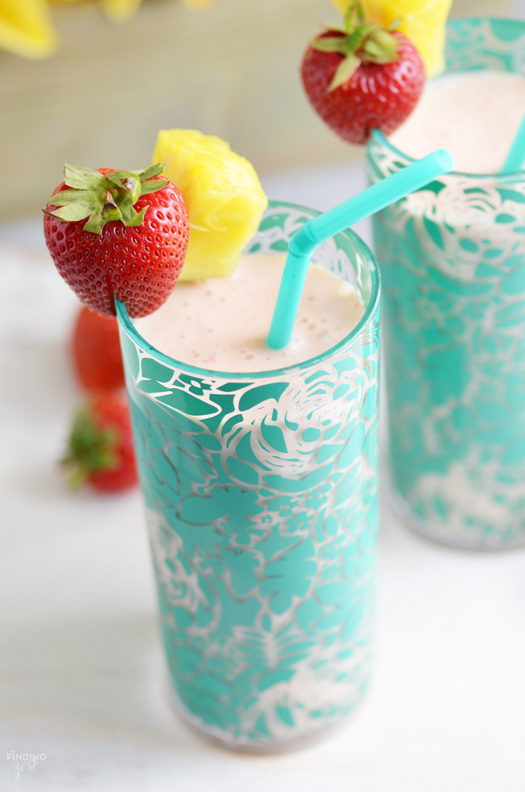 Learn how to keep your produce fresh longer, plus get a recipe for a refreshing strawberry pineapple smoothie. It is a perfect breakfast or snack option!