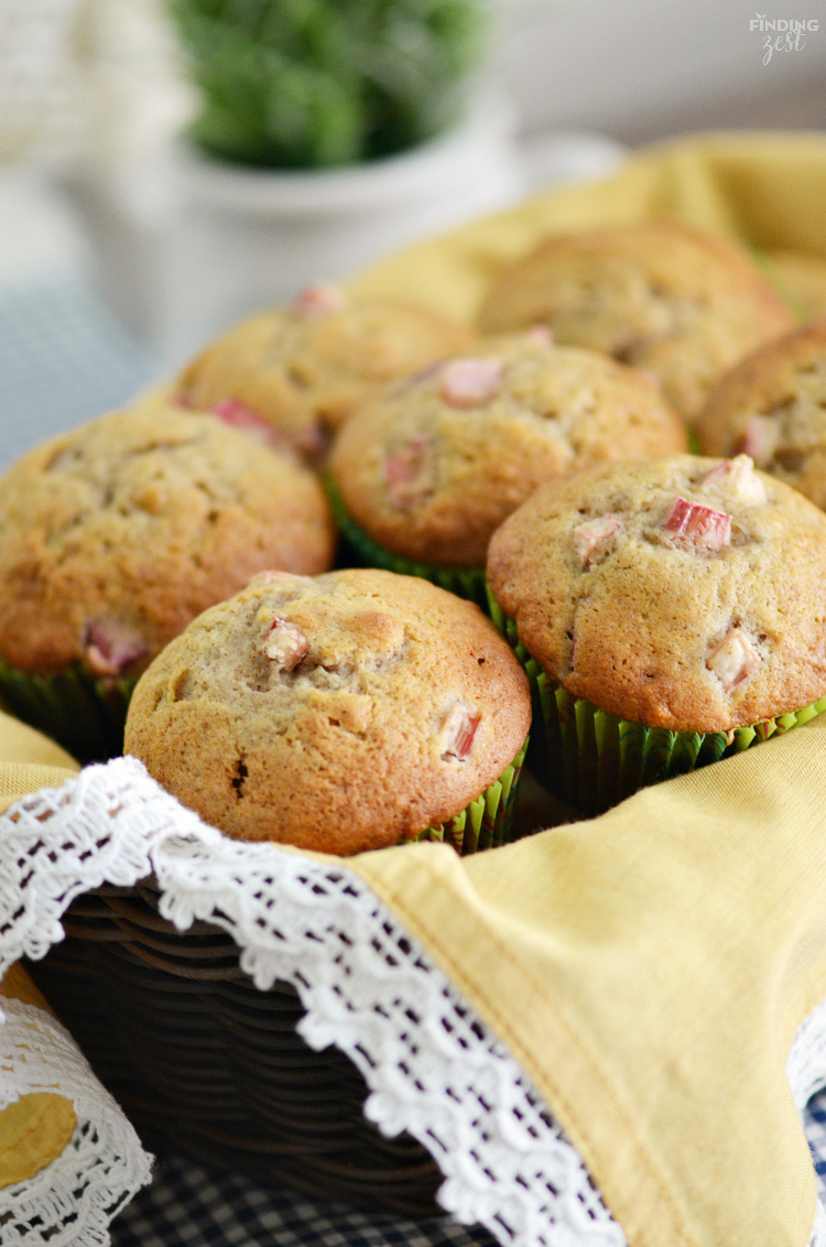 These homemade Rhubarb Banana Muffins offer the tartness of rhubarb and sweetness of banana in every delicious bite! Enjoy rhubarb for breakfast with this fresh muffin!