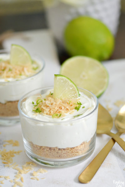 Make dessert in just 15 minutes with these no-bake key lime cheesecake cups! These parfaits can be whipped up in no time using Dannon Oikos Greek yogurt and cream cheese Topped with toasted coconut, this dessert is sure dazzle your taste buds!