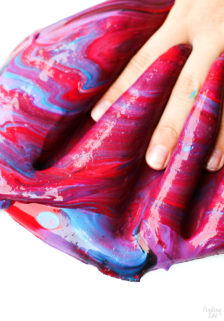 Try something new with Beating Heart slime! This cool slime recipe uses liquid starch and mimics the circulatory system, making it extra fun to play with and manipulate. You'll definitely want to add this to your collection of cool slime recipes!