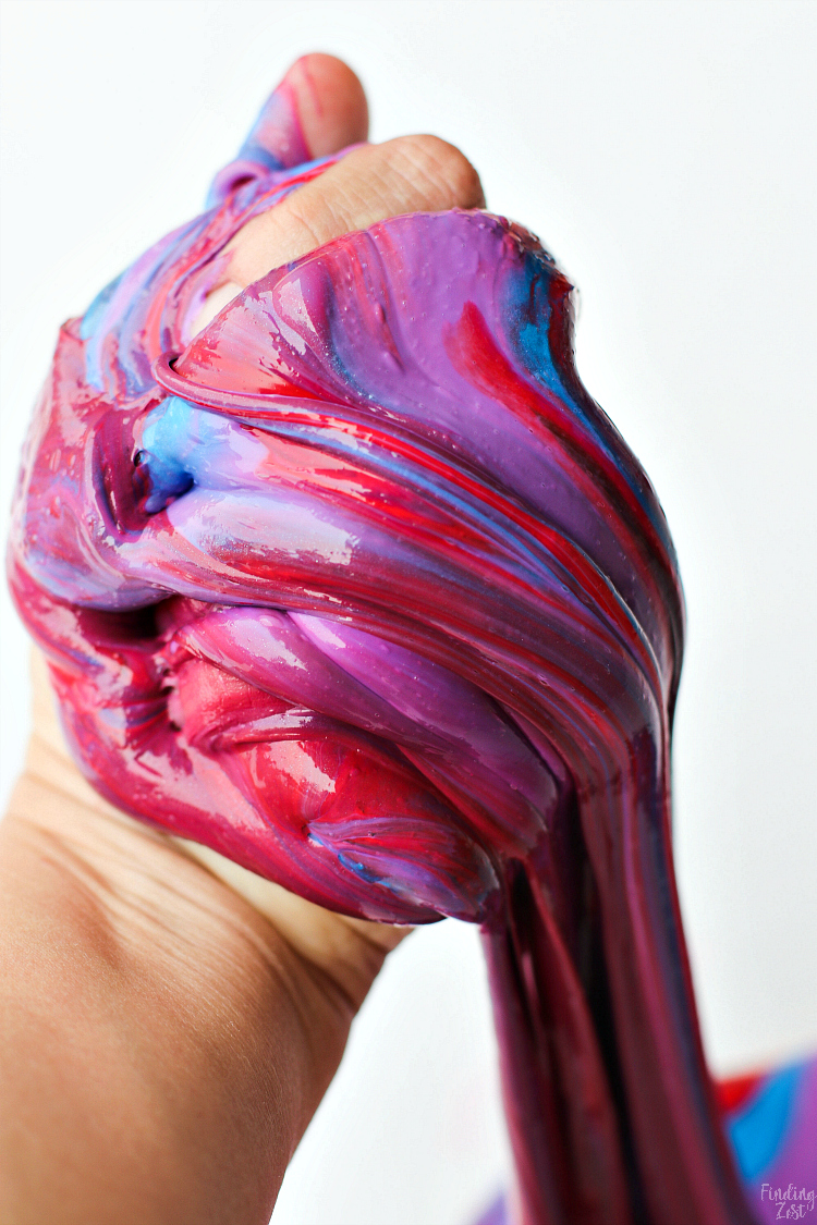 Try something new with Beating Heart slime! This cool slime recipe uses liquid starch and mimics the circulatory system, making it extra fun to play with and manipulate. You'll definitely want to add this to your collection of cool slime recipes!