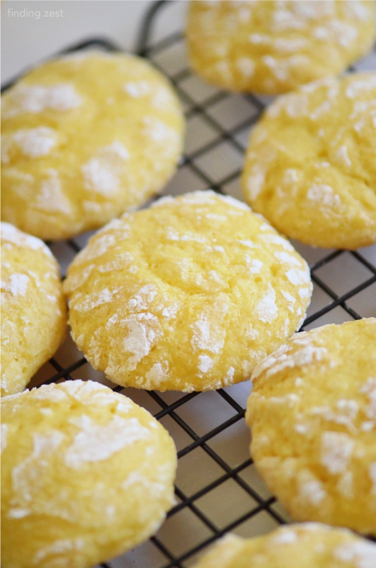 Lemon Cake Mix and Cool Whip Cookies 