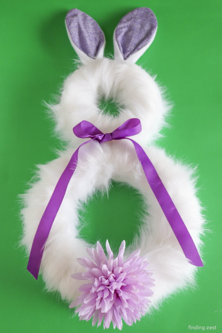 This adorable Easter wreath DIY is exactly what you need on your front door to celebrate spring! See how easy it is to make this bunny wreath with this tutorial.