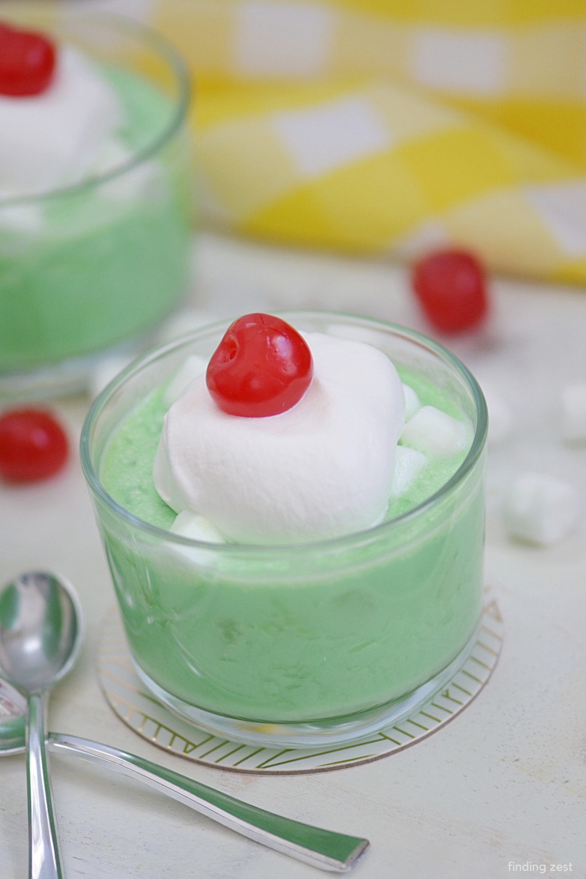 https://www.findingzest.com/wp-content/uploads/2023/03/Lime-Jello-Salad.jpg