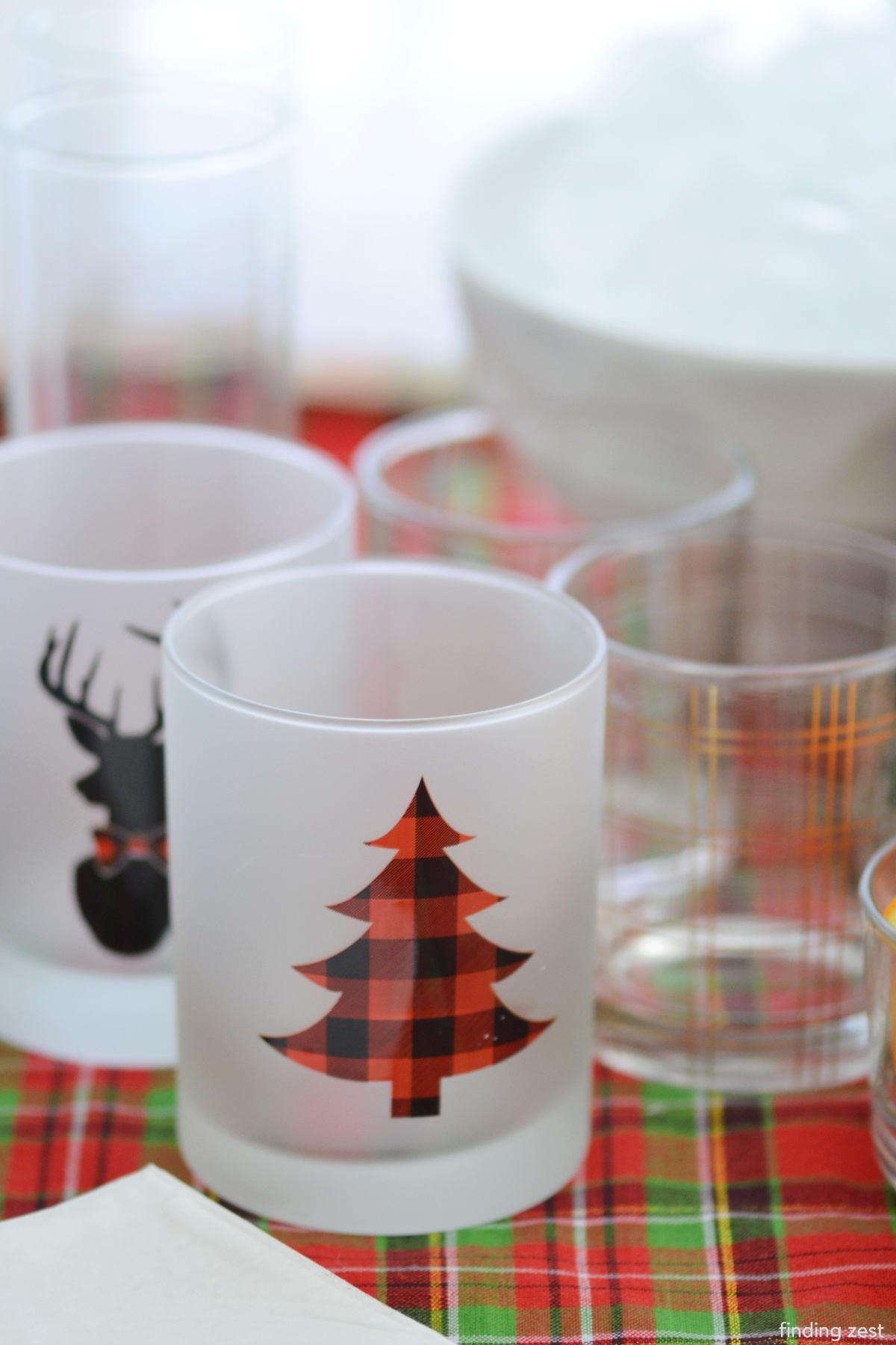 Lowball glasses for entertaining during the holiday season