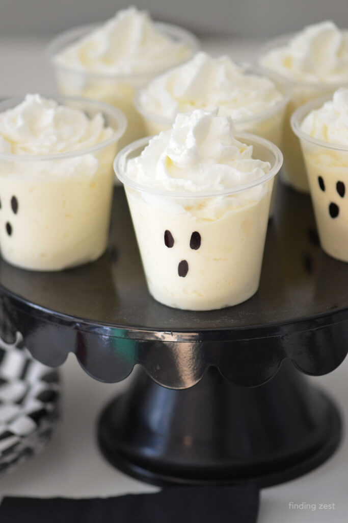 Hosting a Halloween party? These make-ahead ghost pudding cups are creamy, portable, and stackable — perfect for prepping ahead of time! A cute, no-bake dessert that’s festive, fun, and so simple to make.